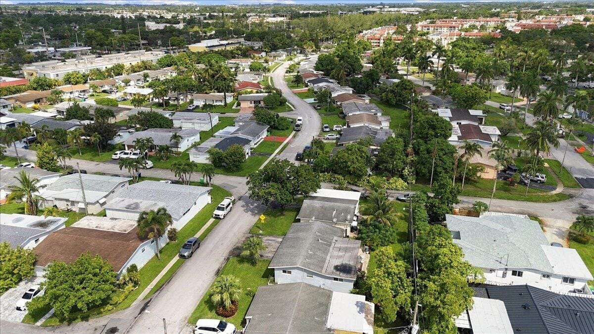 2294 NW 81ST Terrace, Sunrise, FL 33322 photo 25