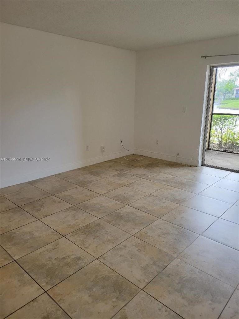 1229 SW 46th Avenue 403 — photo 3