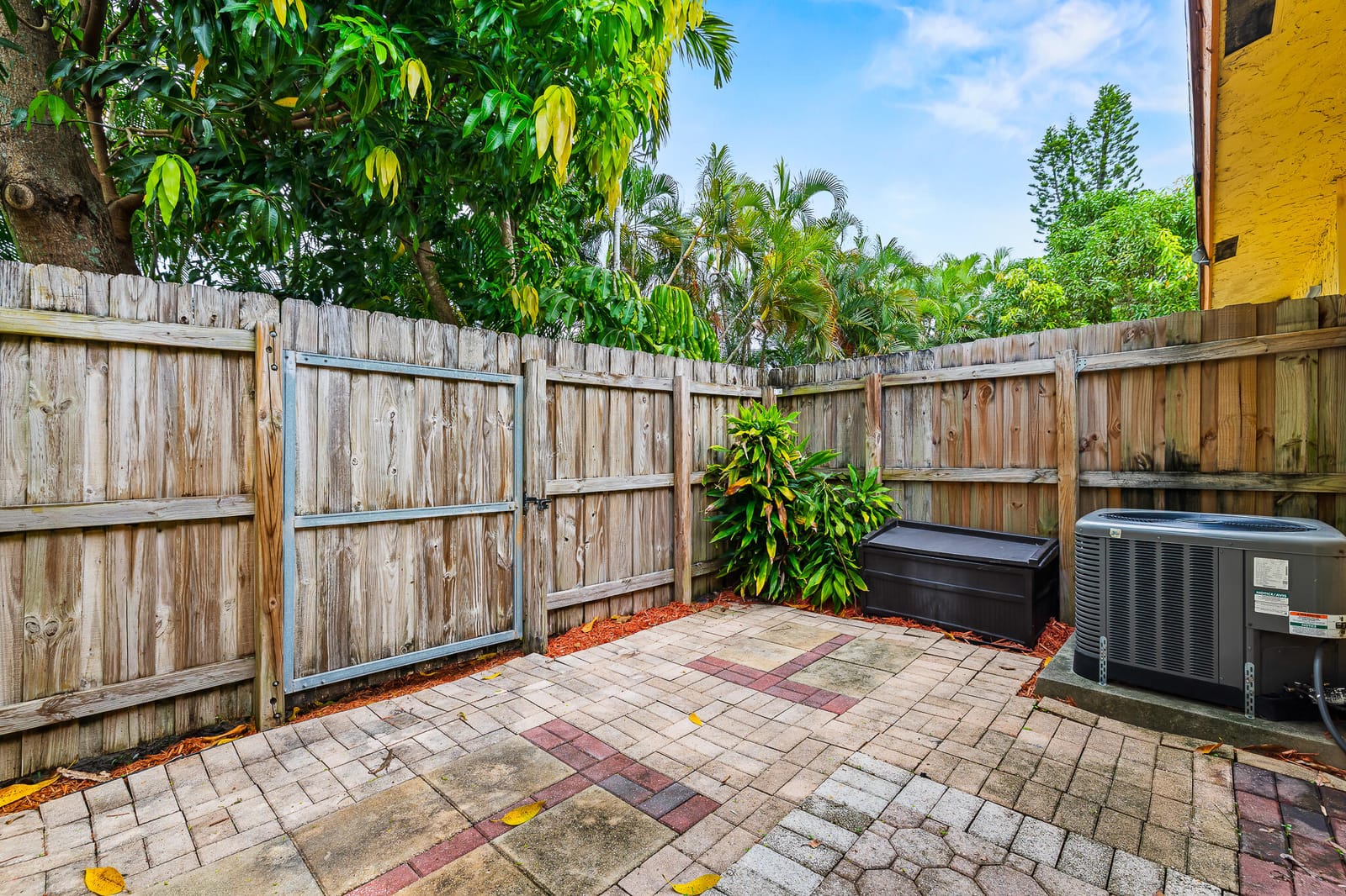 7739 Balboa Street 7739, Sunrise, FL 33351 photo 15