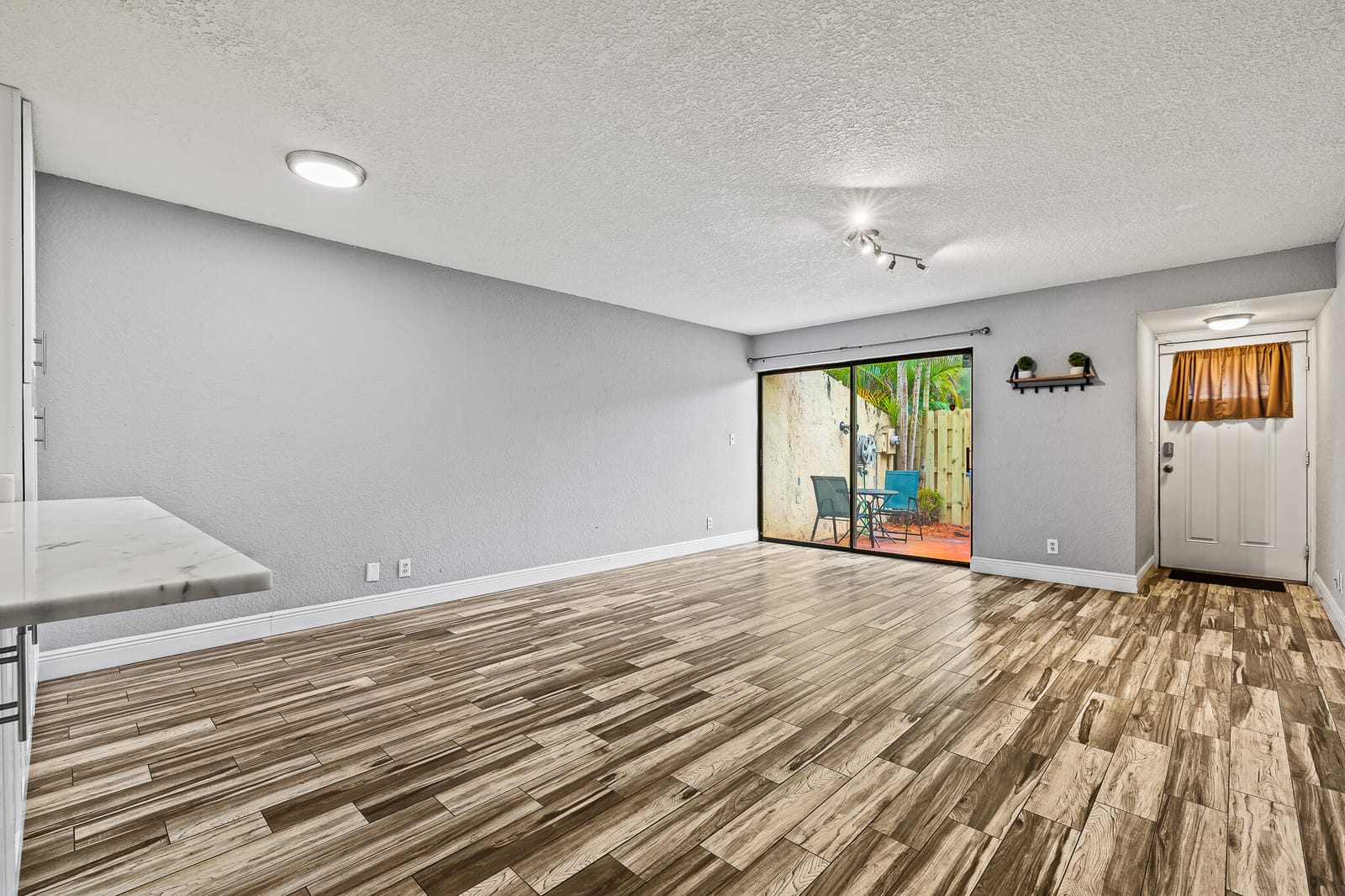 7739 Balboa Street 7739, Sunrise, FL 33351 photo 5