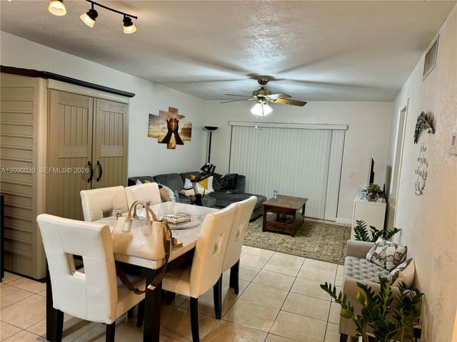 2491 SW 82nd Avenue 109, Davie, FL 33324