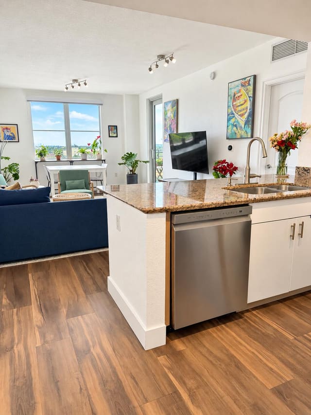 1830 Radius Drive 708, Hollywood, FL 33020