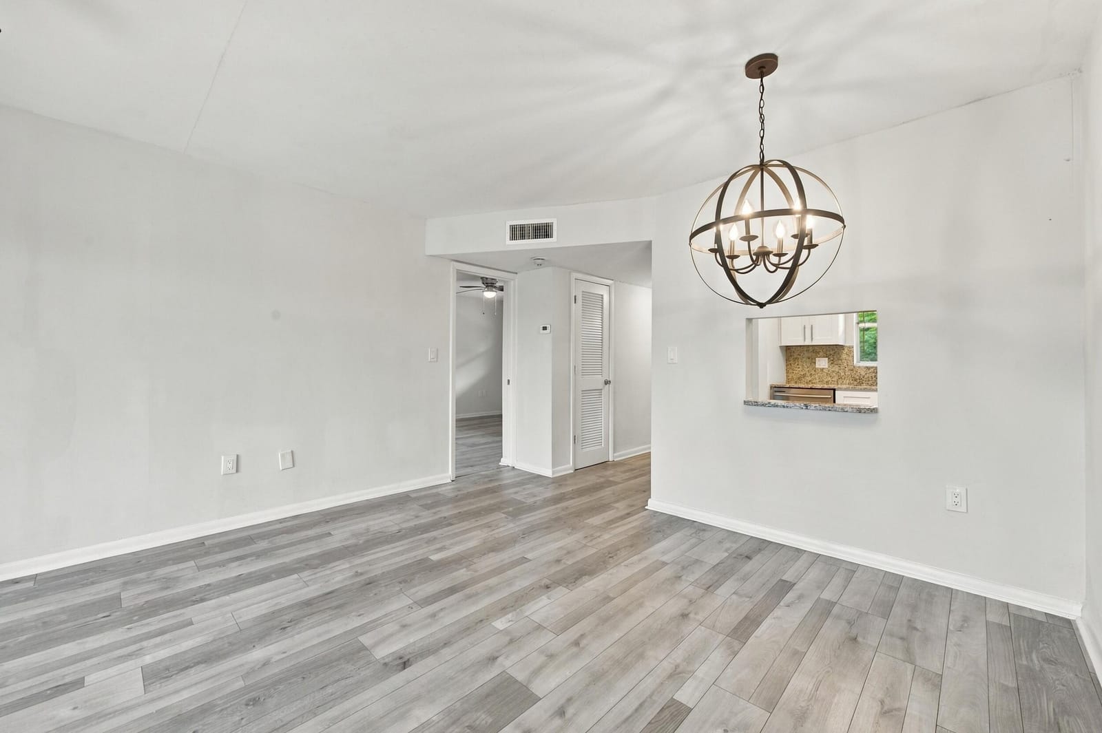 8841 Sunrise Lakes Boulevard 304 — photo 7