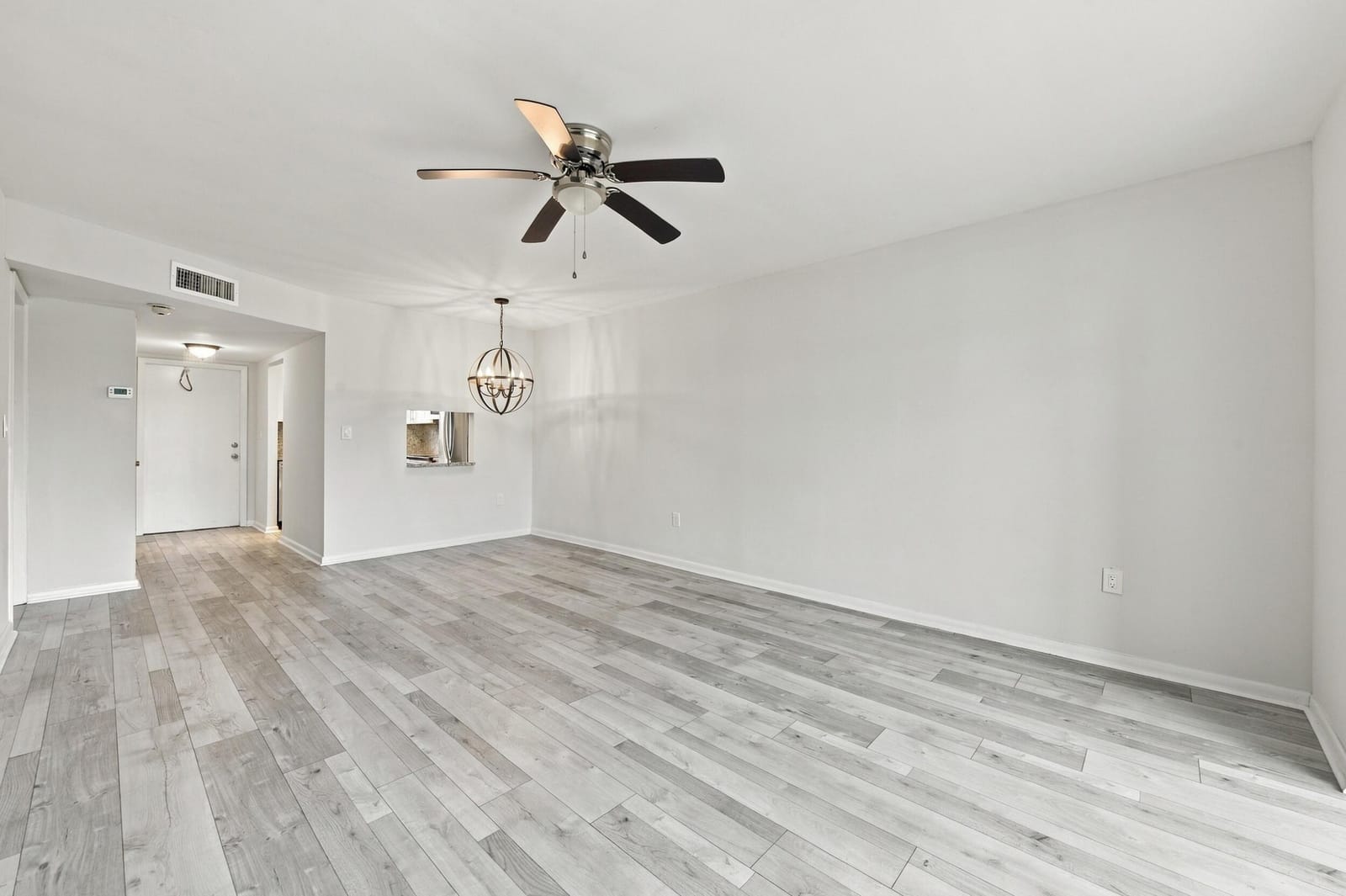 8841 Sunrise Lakes Boulevard 304 — photo 10