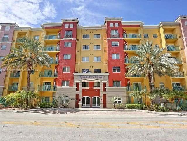 6001 SW 70th Street 443, South Miami, FL 33143