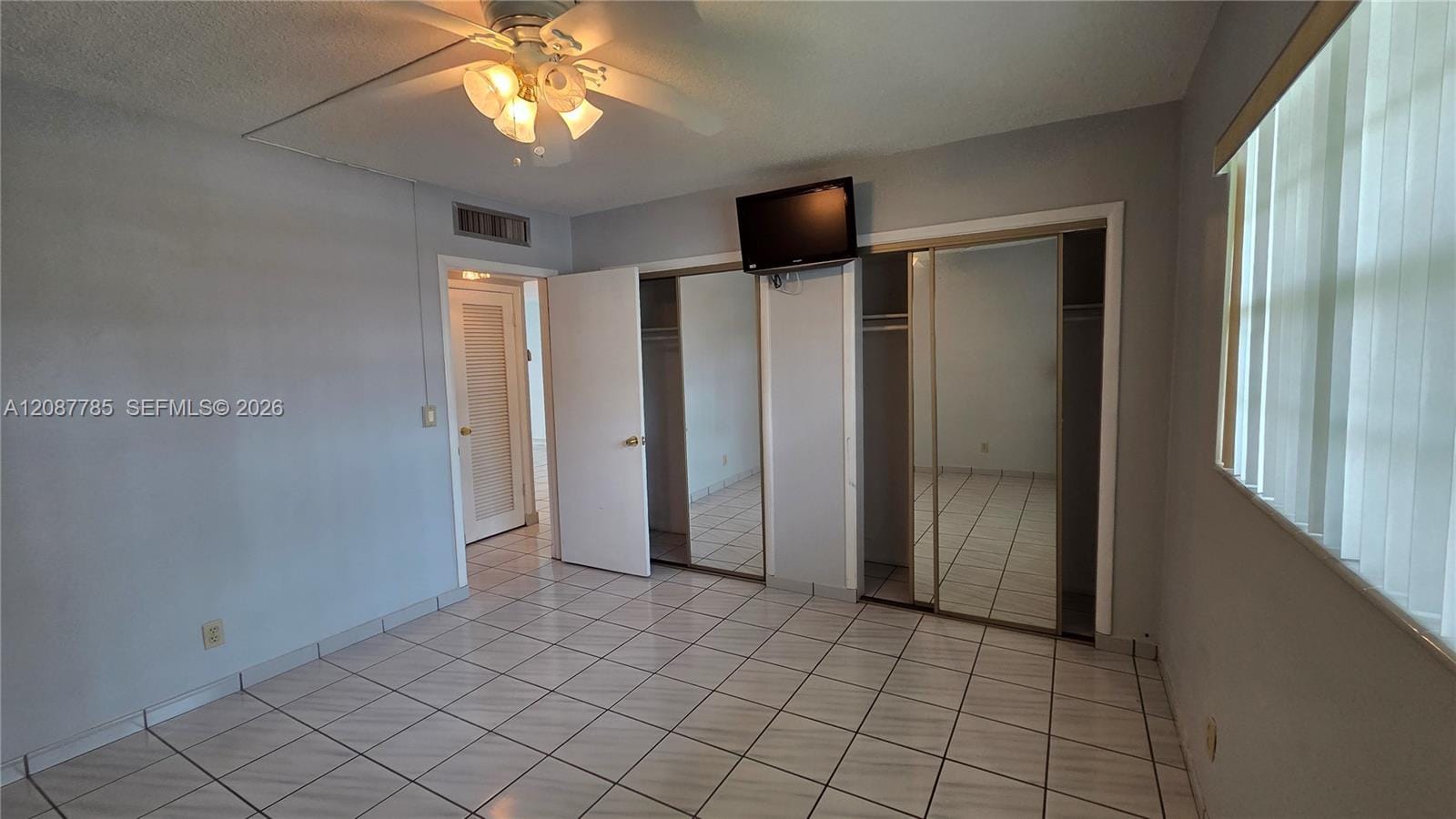 450 Paradise Isle Boulevard 109, Hallandale Beach, FL 33009 photo 19