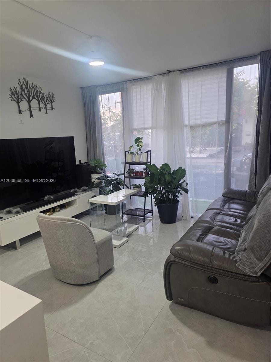 6446 E Miami Lakes Drive E — photo 2