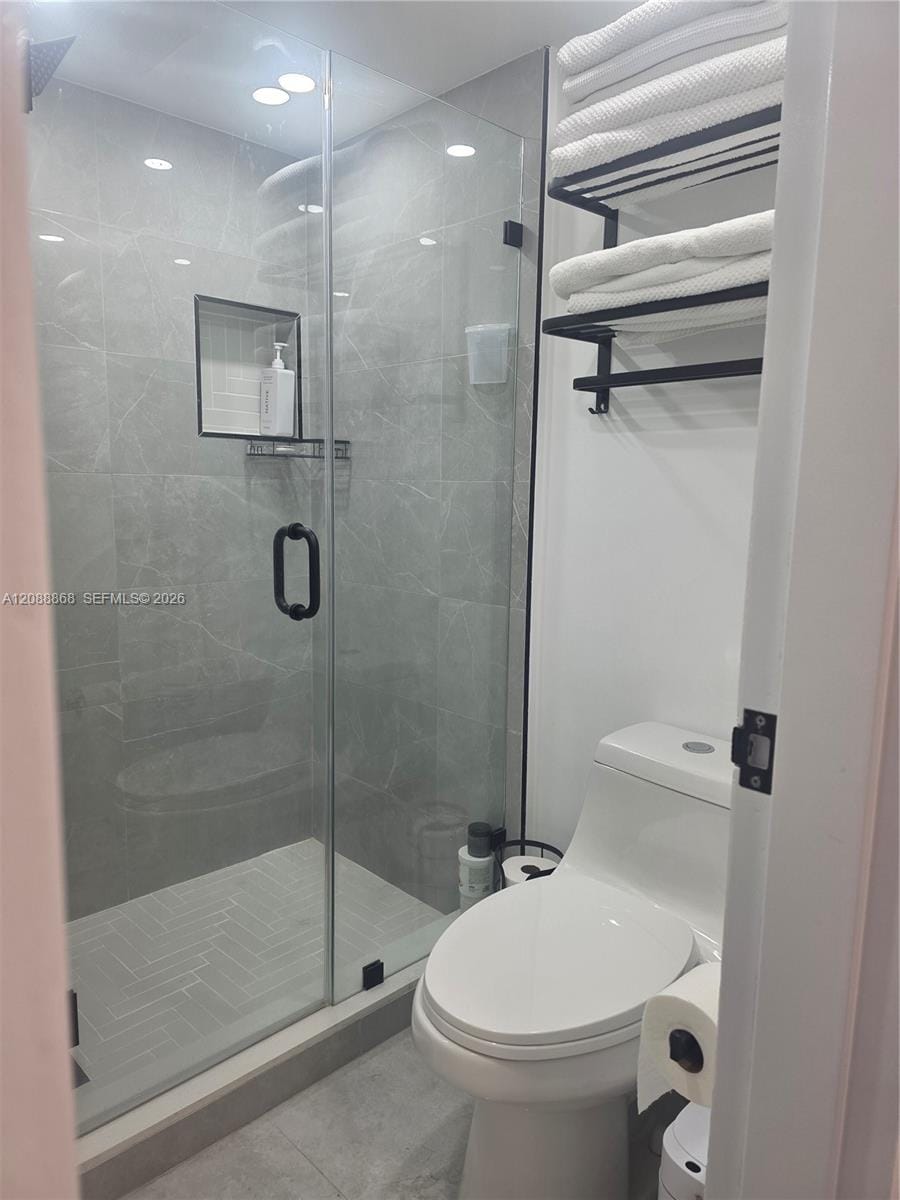 6446 E Miami Lakes Drive E — photo 5