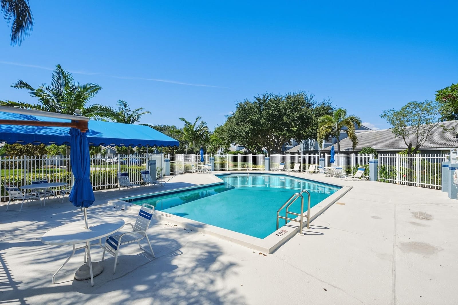 8429 WATERFORD Circle 0, Tamarac, FL 33321 photo 29