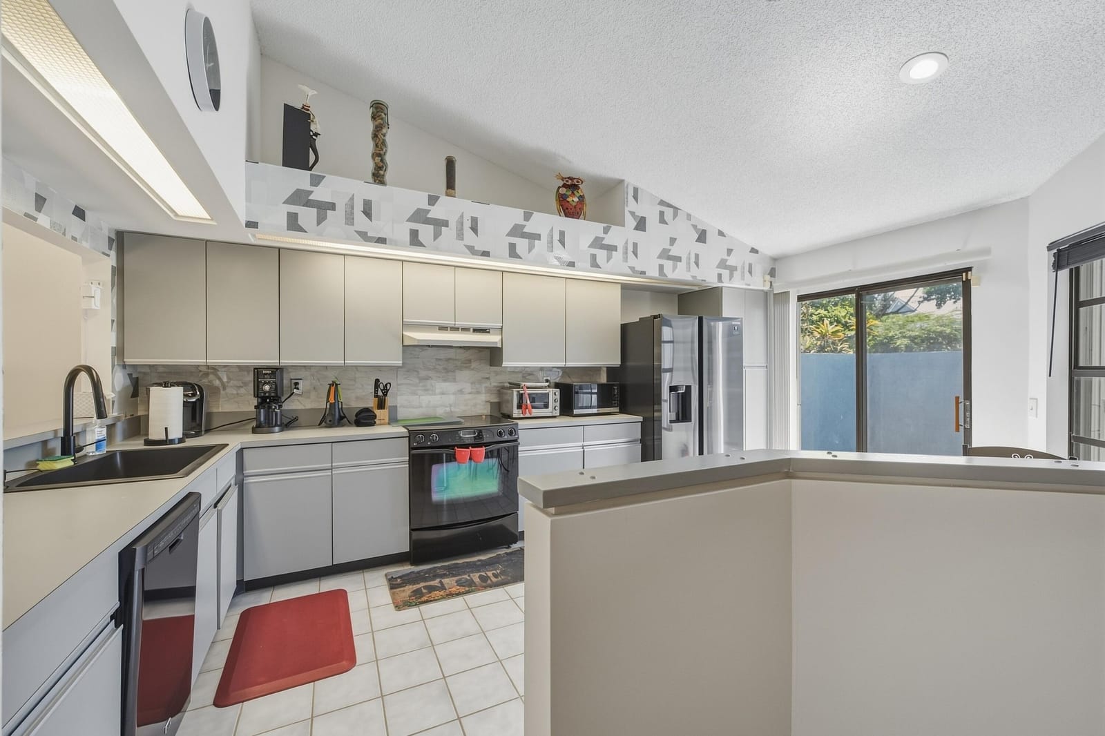 8429 WATERFORD Circle 0, Tamarac, FL 33321 photo 7