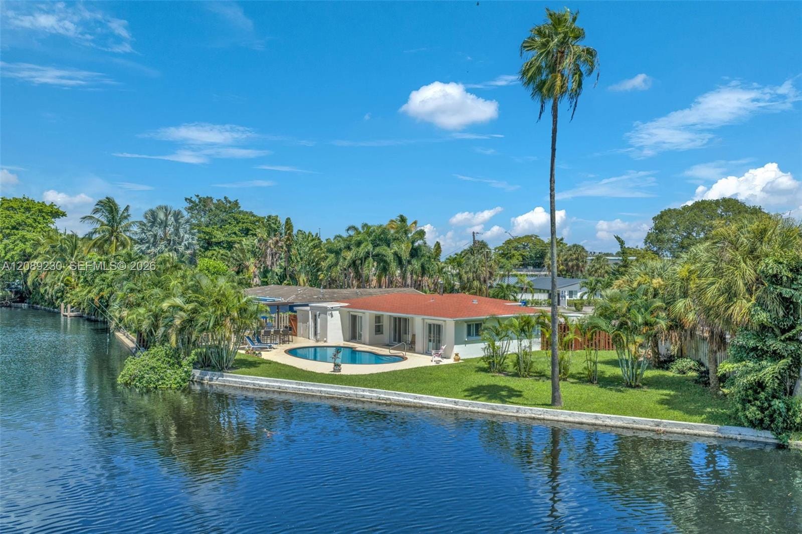108 NE 30th Street, Wilton Manors, FL 33334 photo 1