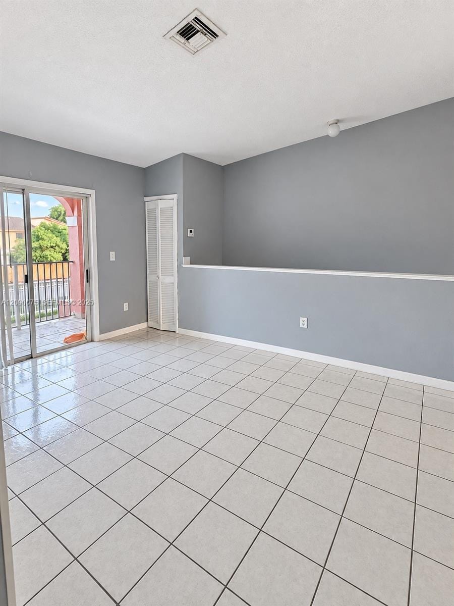 5800 W 18th Lane 205, Hialeah, FL 33012 photo 5