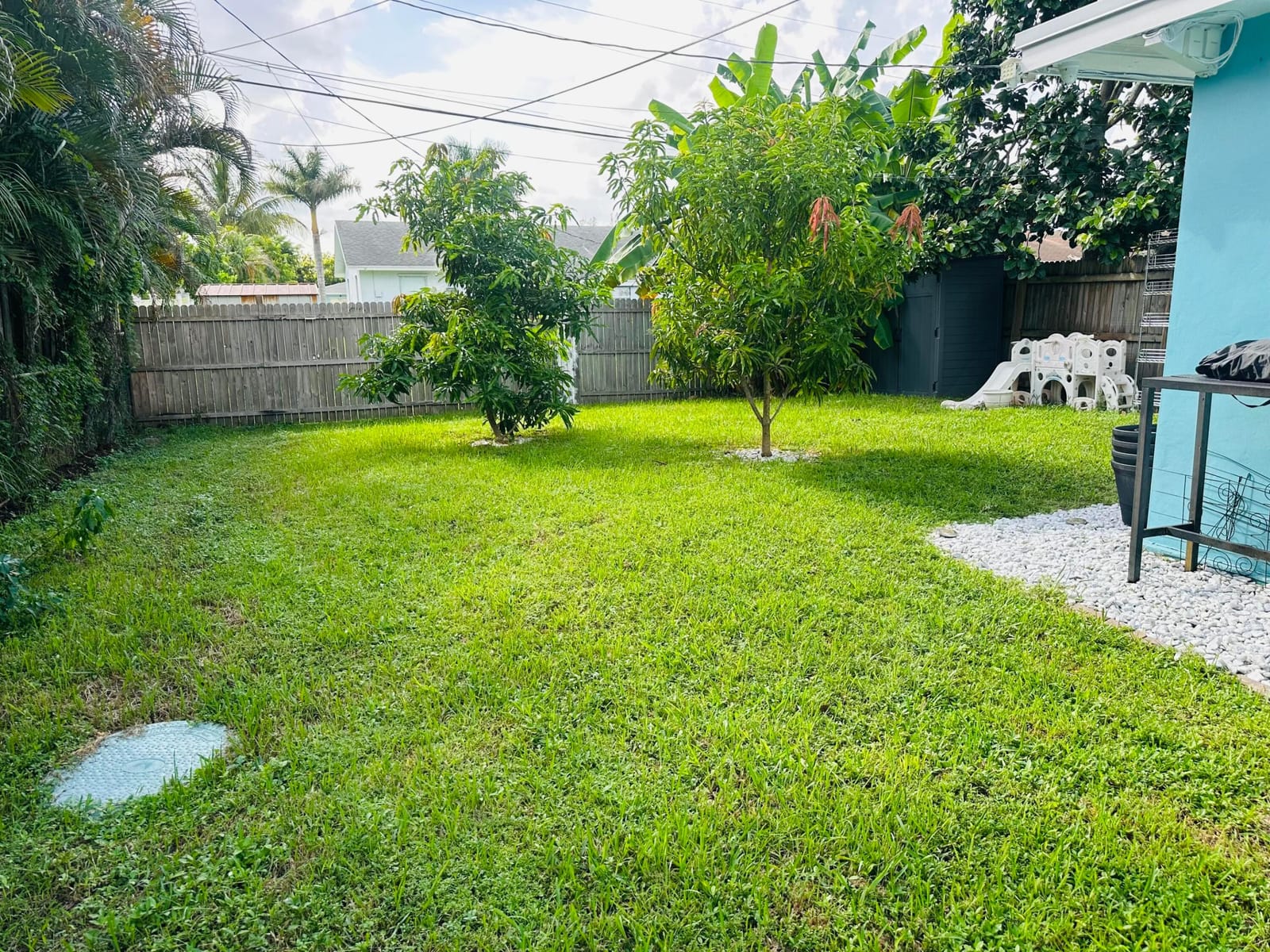 1657 MAGNOLIA Lane — photo 4