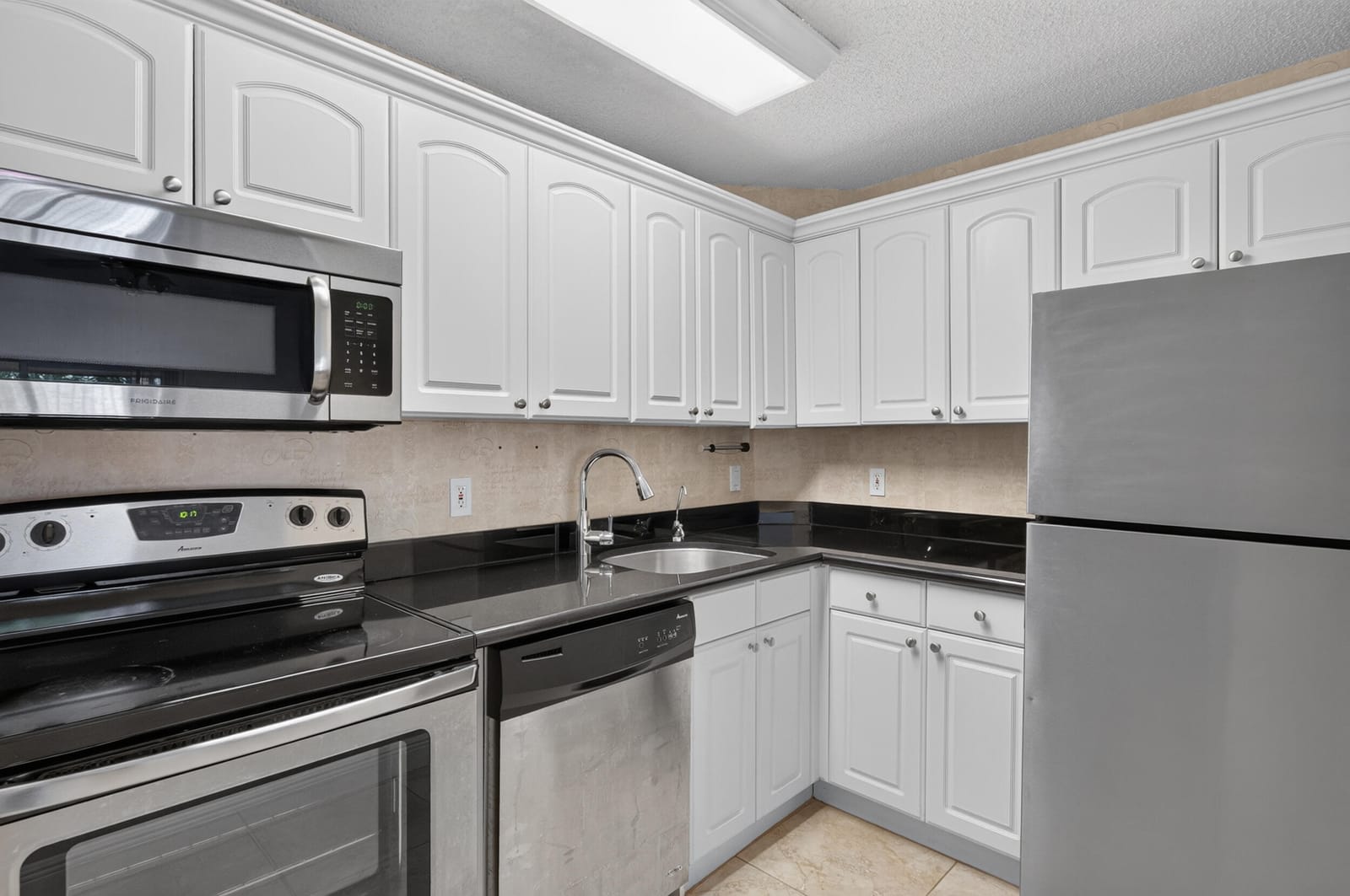 10765 CLEARY Boulevard 307, Plantation, FL 33324 photo 13