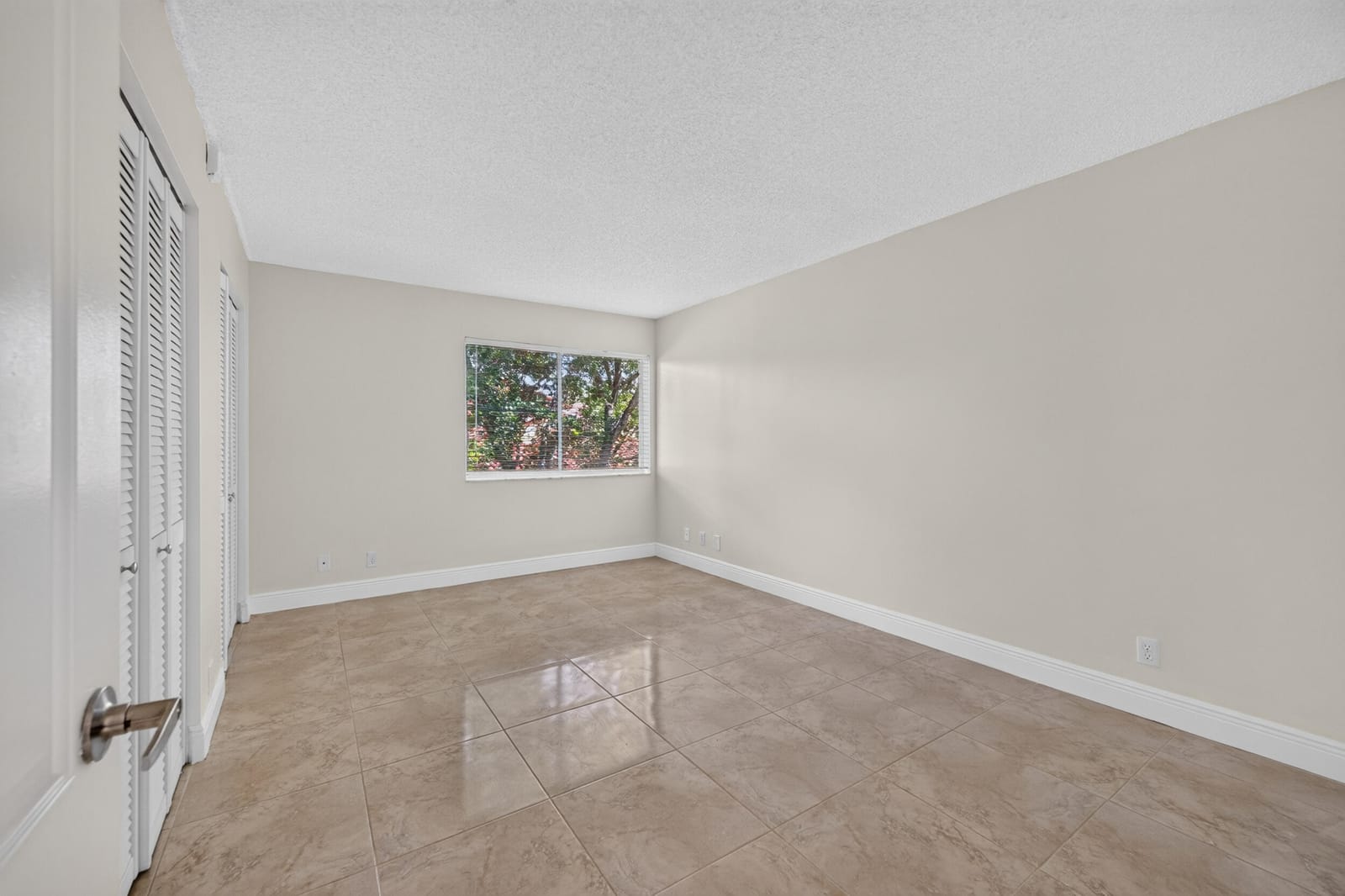 10765 CLEARY Boulevard 307, Plantation, FL 33324 photo 17