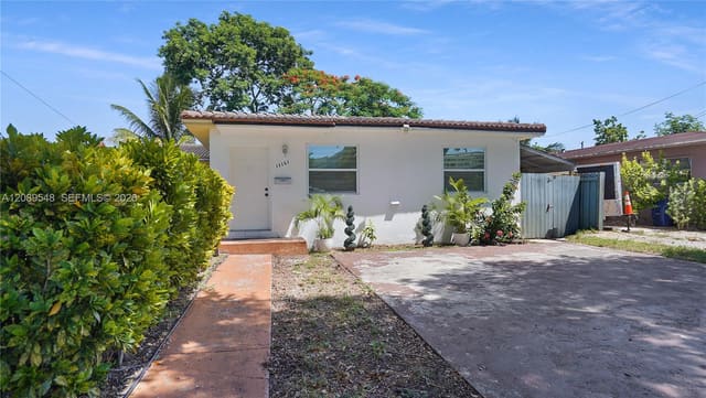 11161 SW 7th Street, Sweetwater, FL 33174