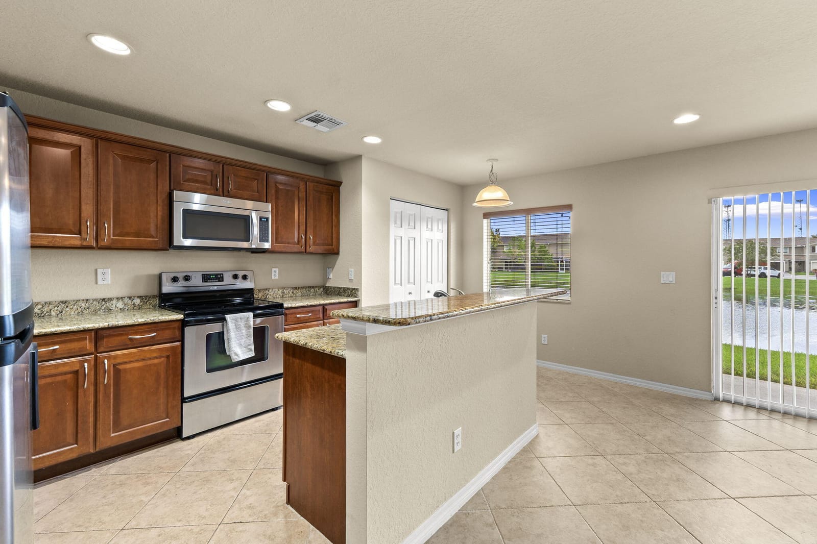 2631 SW MARSHFIELD Court — photo 9