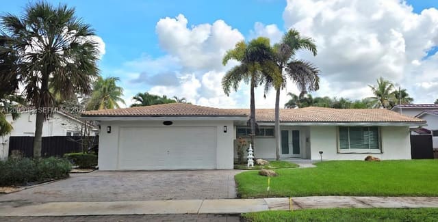 7311 Sabal Drive, Miami Lakes, FL 33014