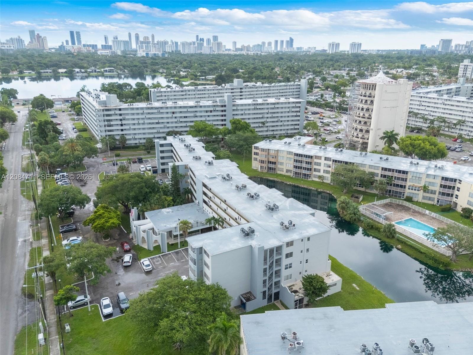 1700 NE 191st Street 508, Miami, FL 33179 photo 23