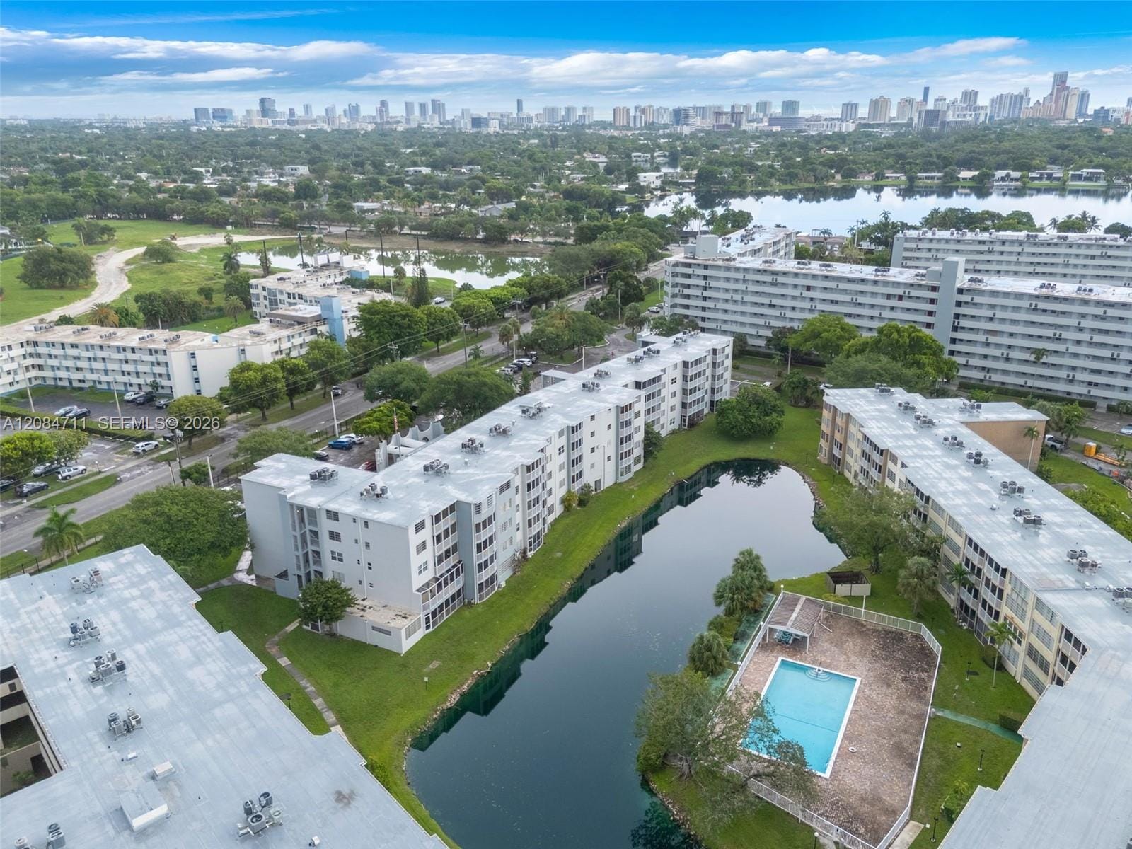 1700 NE 191st Street 508, Miami, FL 33179 photo 25