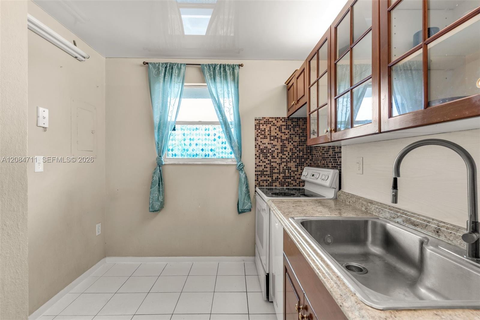 1700 NE 191st Street 508 — photo 10