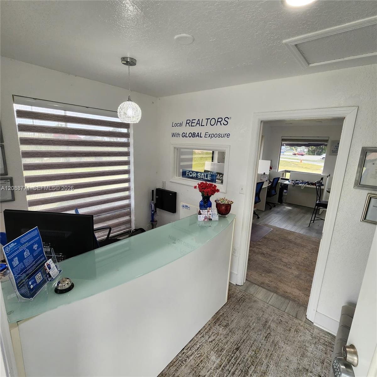 909 SW 10th St (hwy 200 — photo 3