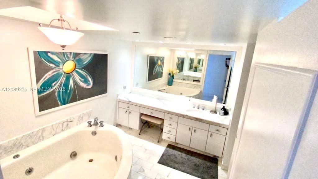 19707 Turnberry Way 27D, Aventura, FL 33180 photo 25