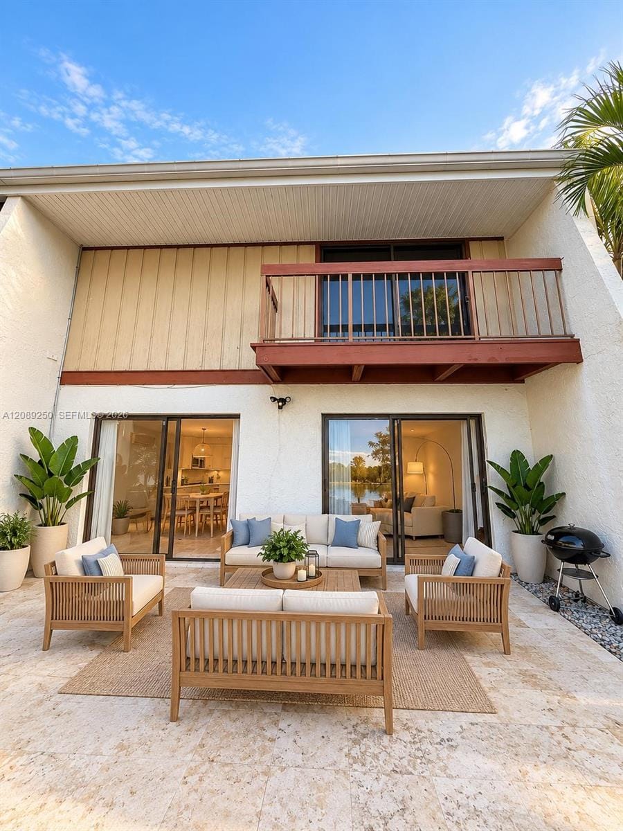 3010 Lakewood Lane 319, Hollywood, FL 33021 photo 6