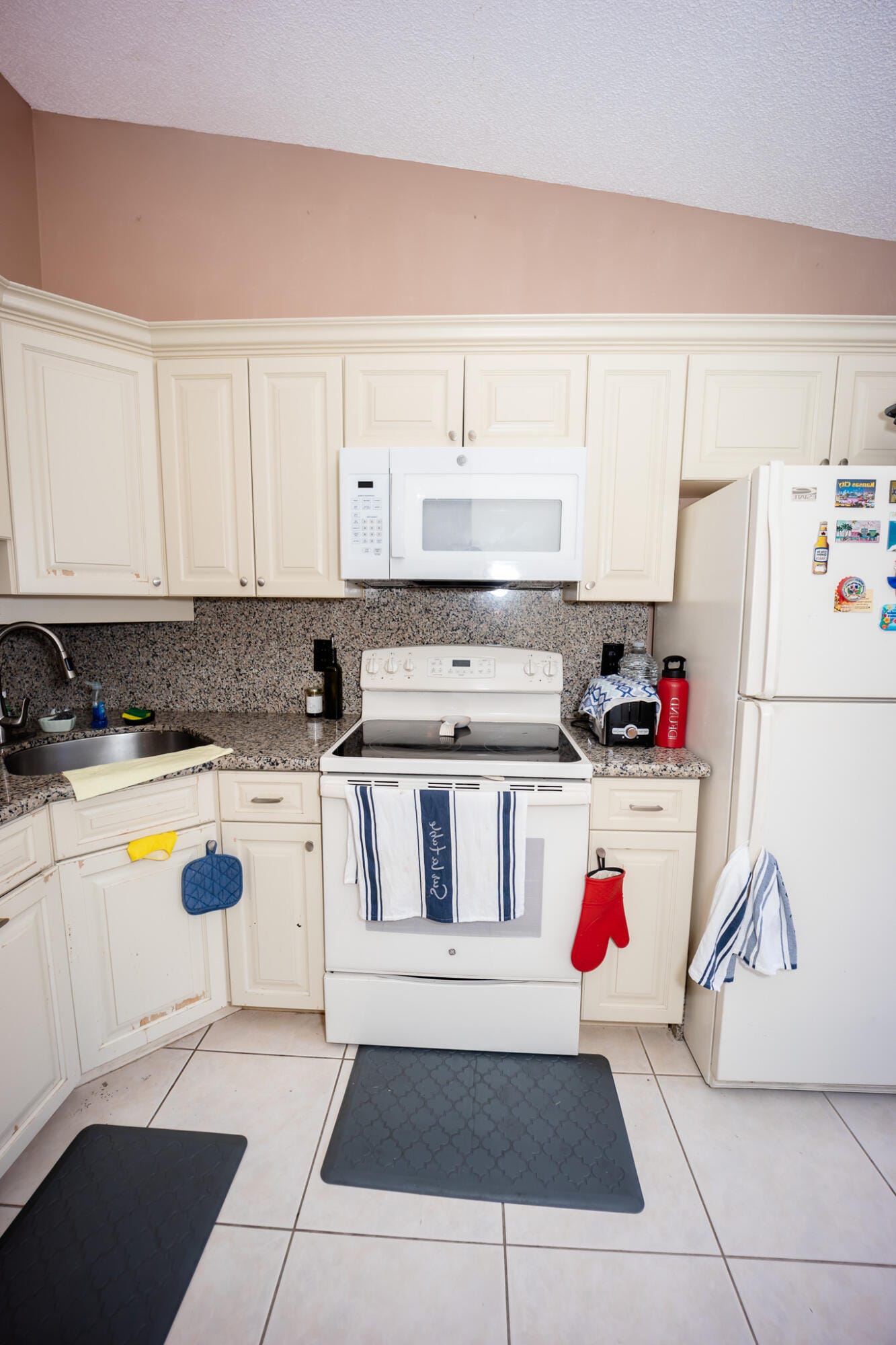 727 Sunny Pine Way F — photo 11