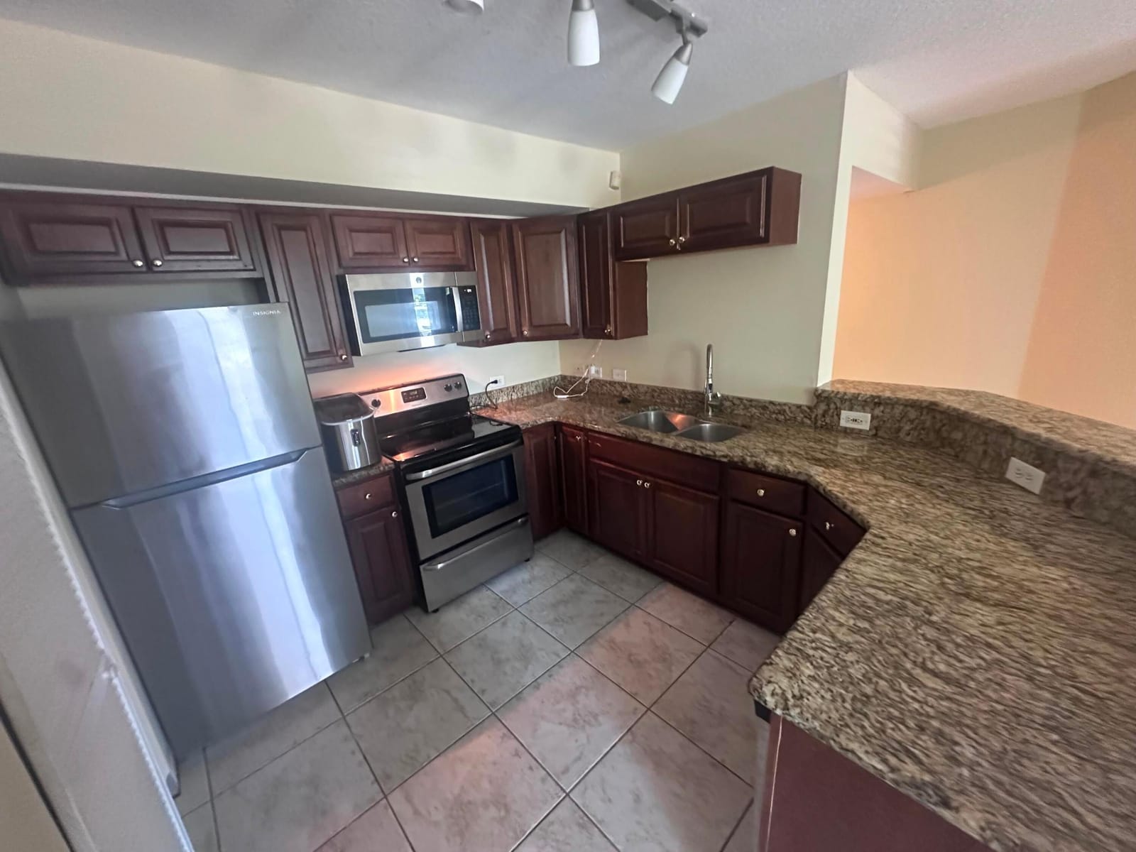 201 Villa Circle 201, Boynton Beach, FL 33435 photo 12