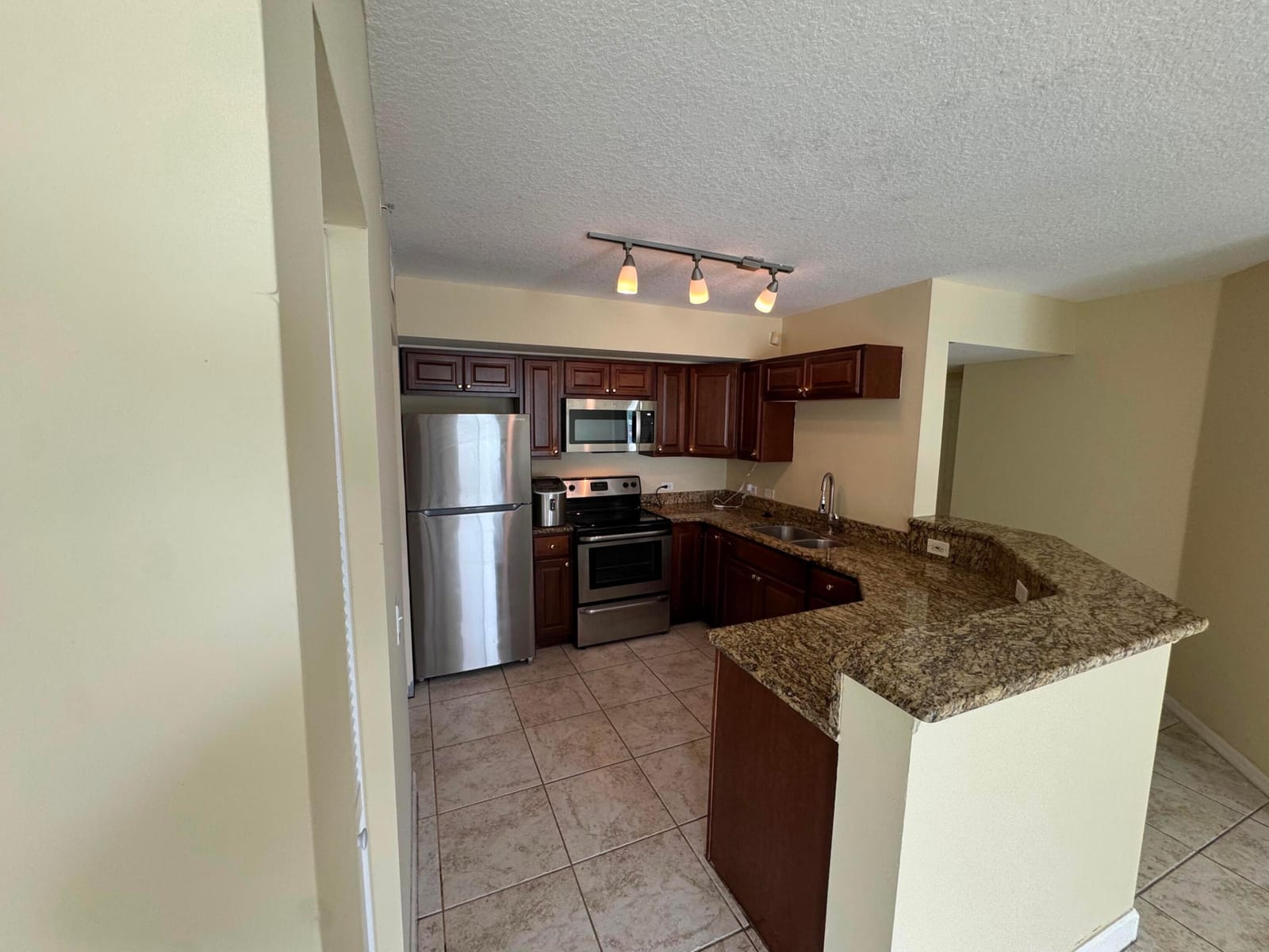 201 Villa Circle 201, Boynton Beach, FL 33435 photo 9