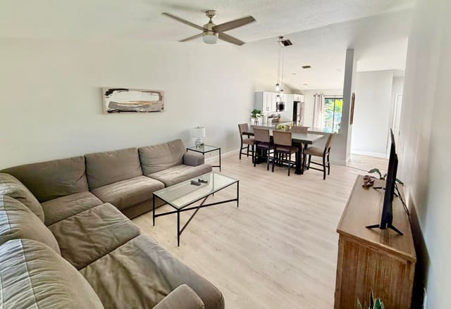 13135 Chadwick Court 8, Wellington, FL 33414
