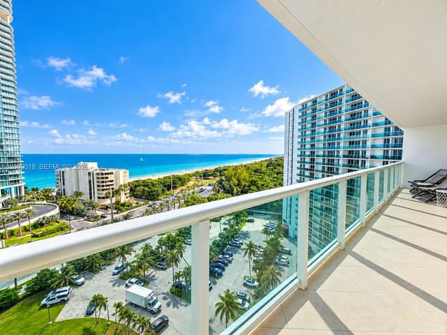 100 Bayview Drive 1506, Sunny Isles Beach, FL 33160