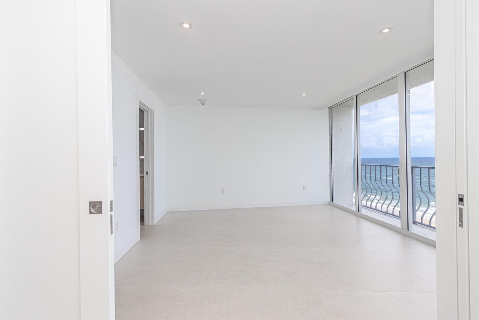 2774 S Ocean Boulevard 802 — photo 11