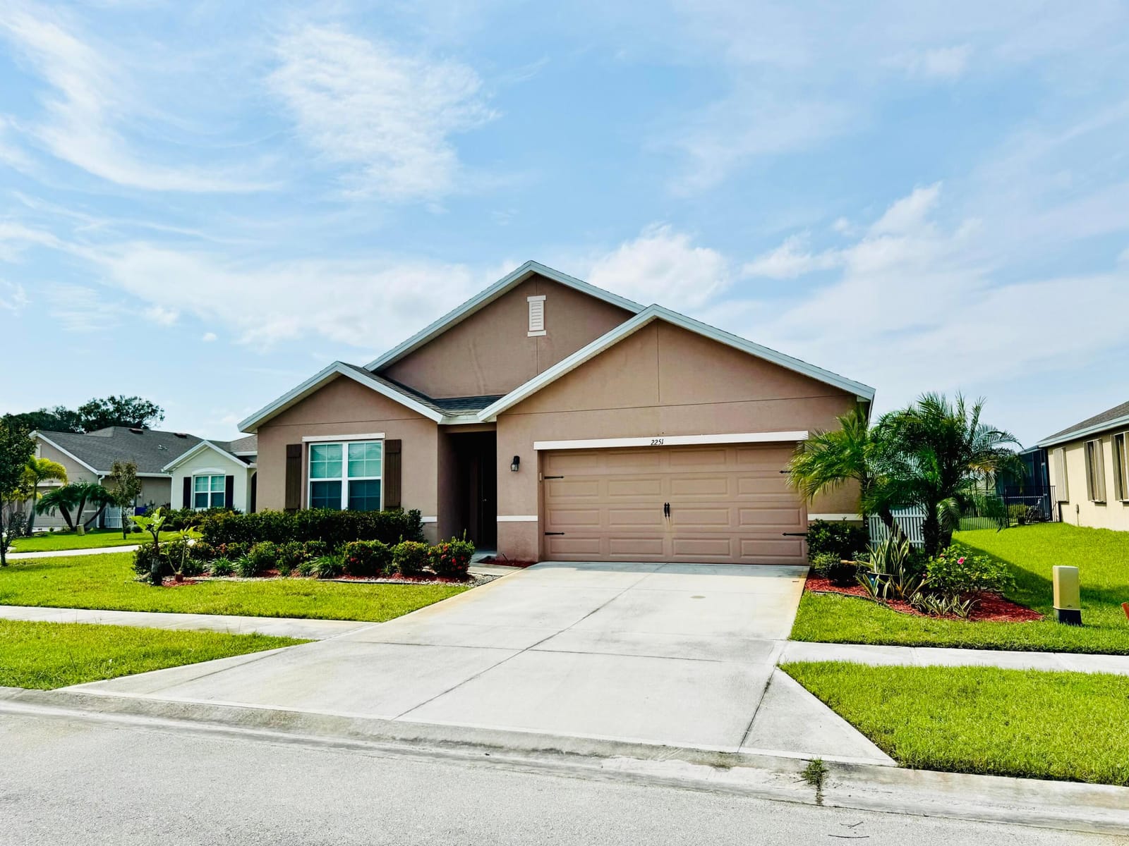 2251 SW Garfield Drive SW, Vero Beach, FL 32968 photo 1