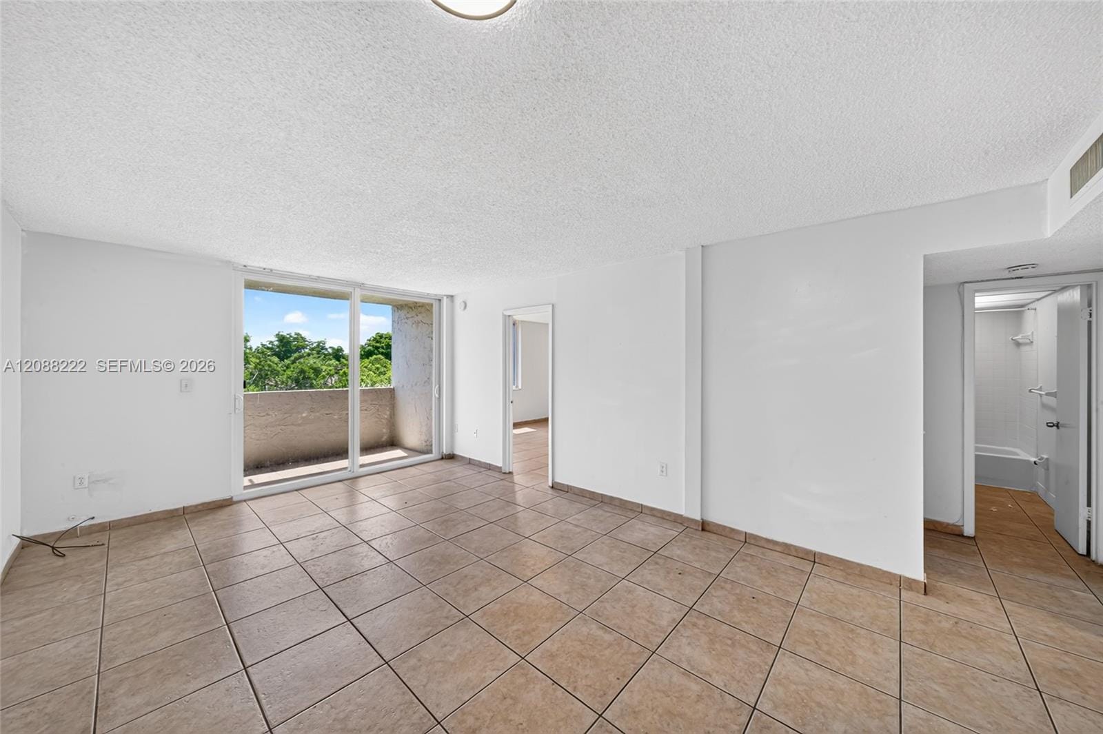 10000 NW 80th Court 2432, Hialeah Gardens, FL 33016 photo 15