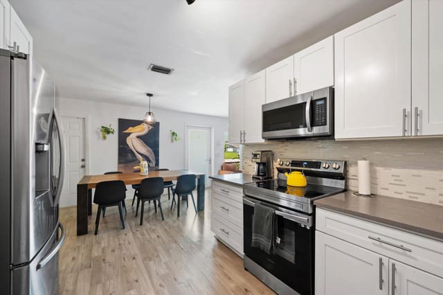 8980 NW 25th Street, Sunrise, FL 33322