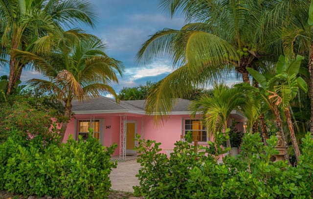 247 SE 3RD Avenue, Delray Beach, FL 33483