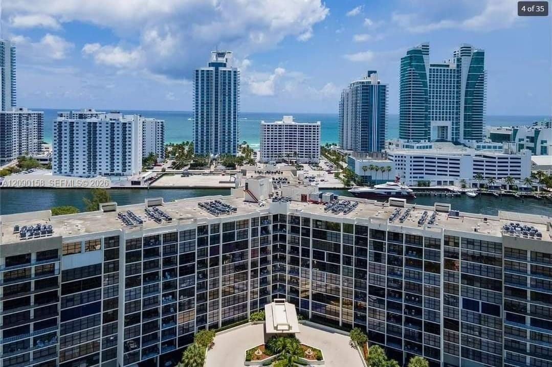 800 W Parkview Drive 311, Hallandale Beach, FL 33009 photo 1