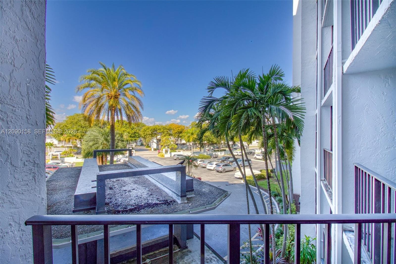 800 W Parkview Drive 311, Hallandale Beach, FL 33009 photo 10