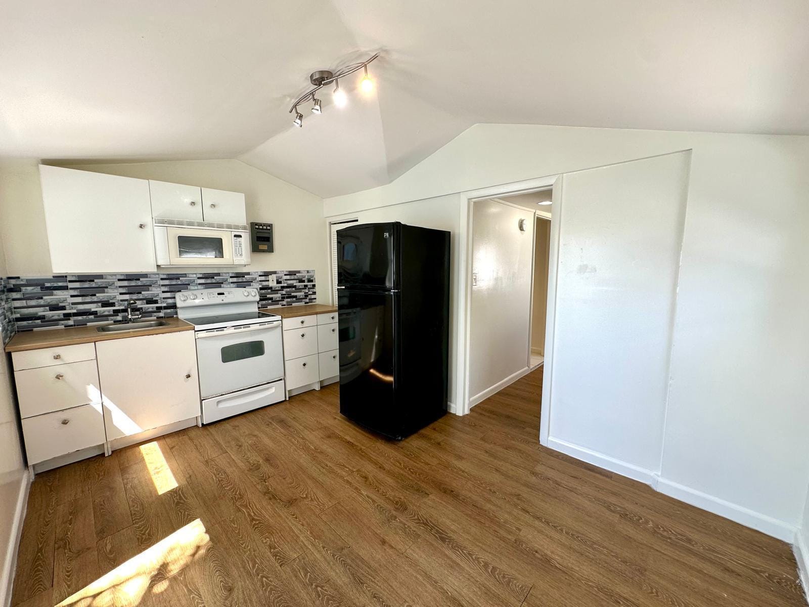 6101 Webster Avenue 2, West Palm Beach, FL 33405
