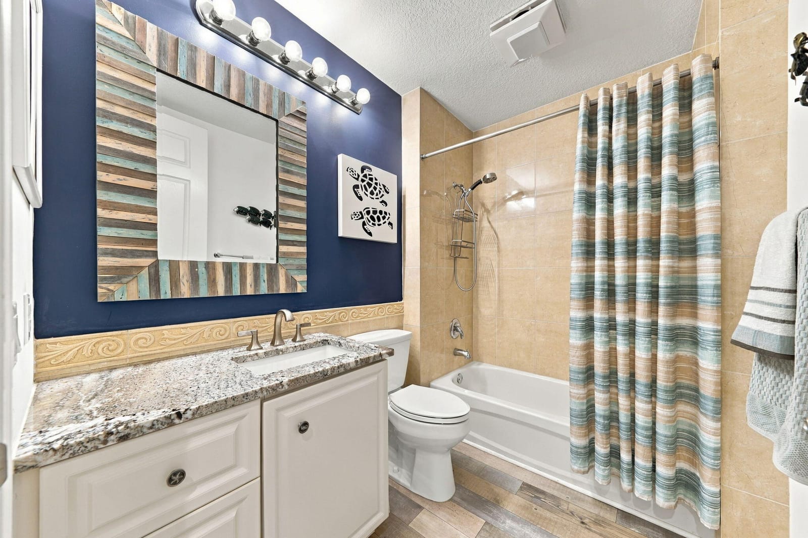 34 Harbour Isle Drive W 204, Fort Pierce, FL 34949 photo 22