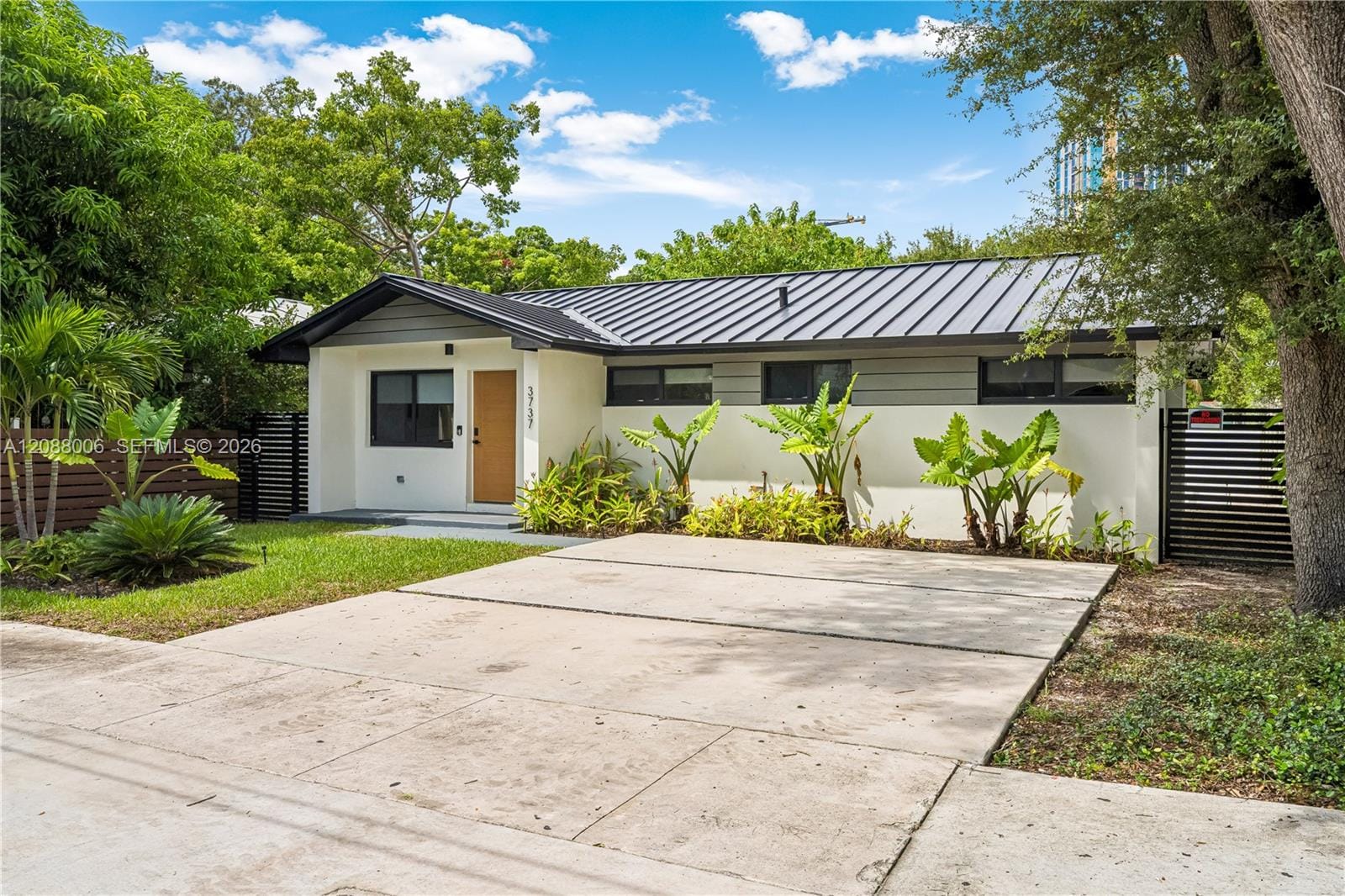 3737 Frow Avenue, Miami, FL 33133 photo 3