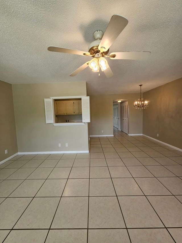 289 CAMDEN L, West Palm Beach, FL 33417