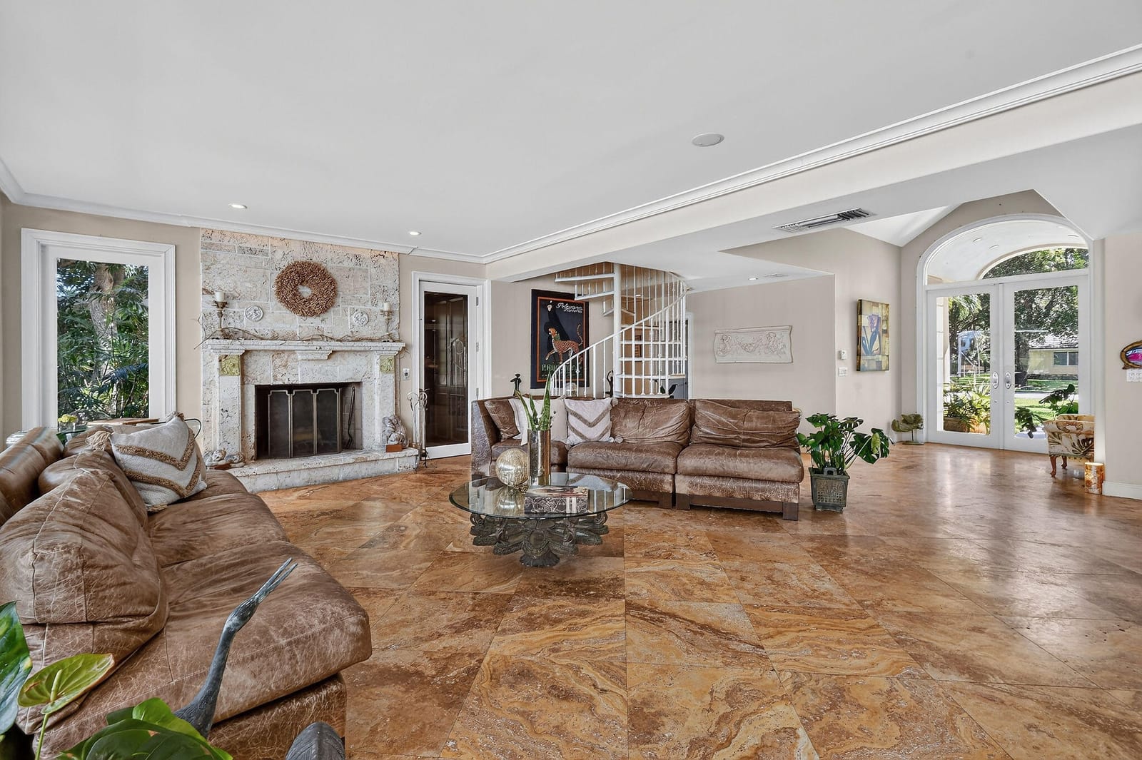 841 ANCHORAGE Drive — photo 8