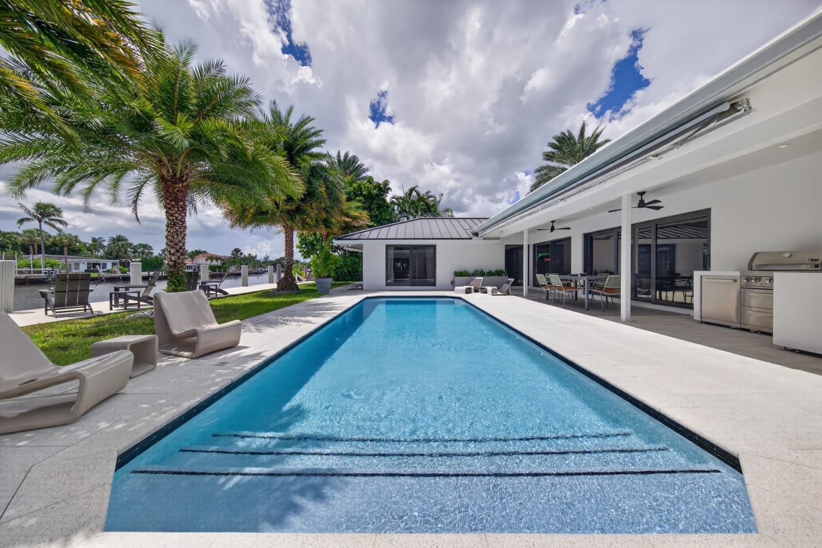 2118 NE 15TH Terrace, Wilton Manors, FL 33305 photo 12