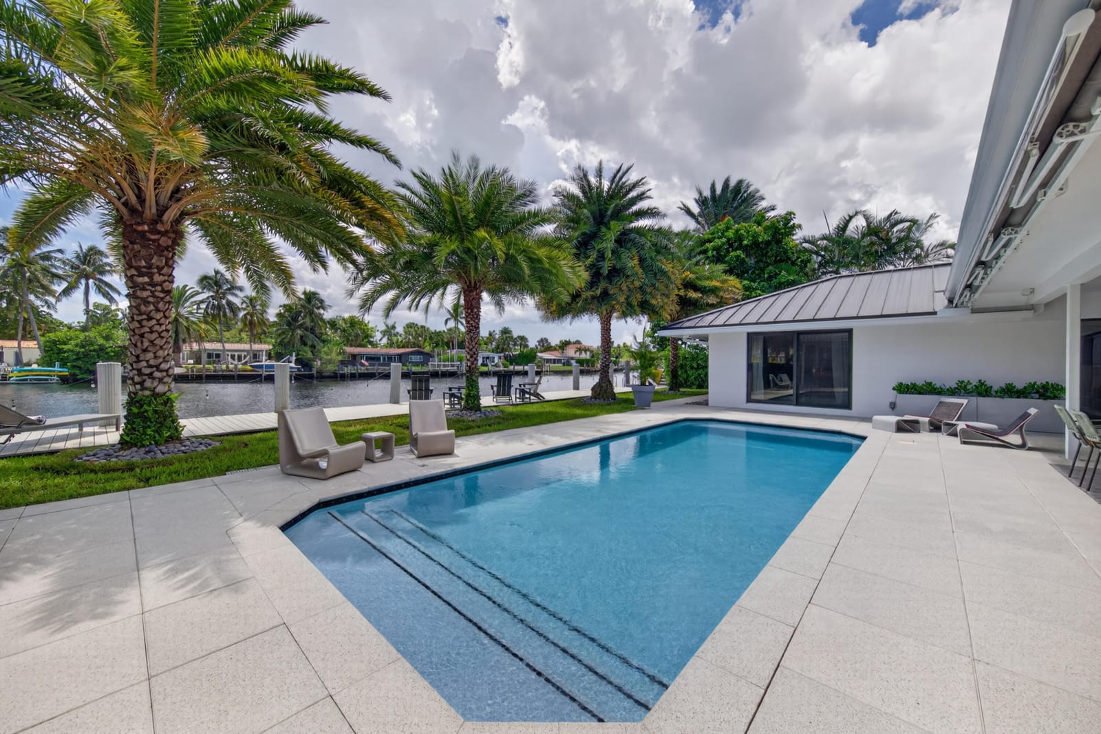 2118 NE 15TH Terrace, Wilton Manors, FL 33305 photo 13