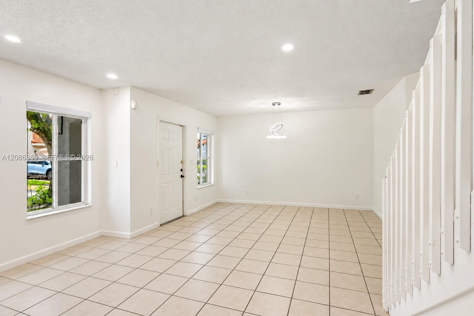 16525 SW 97th Terrace — photo 4