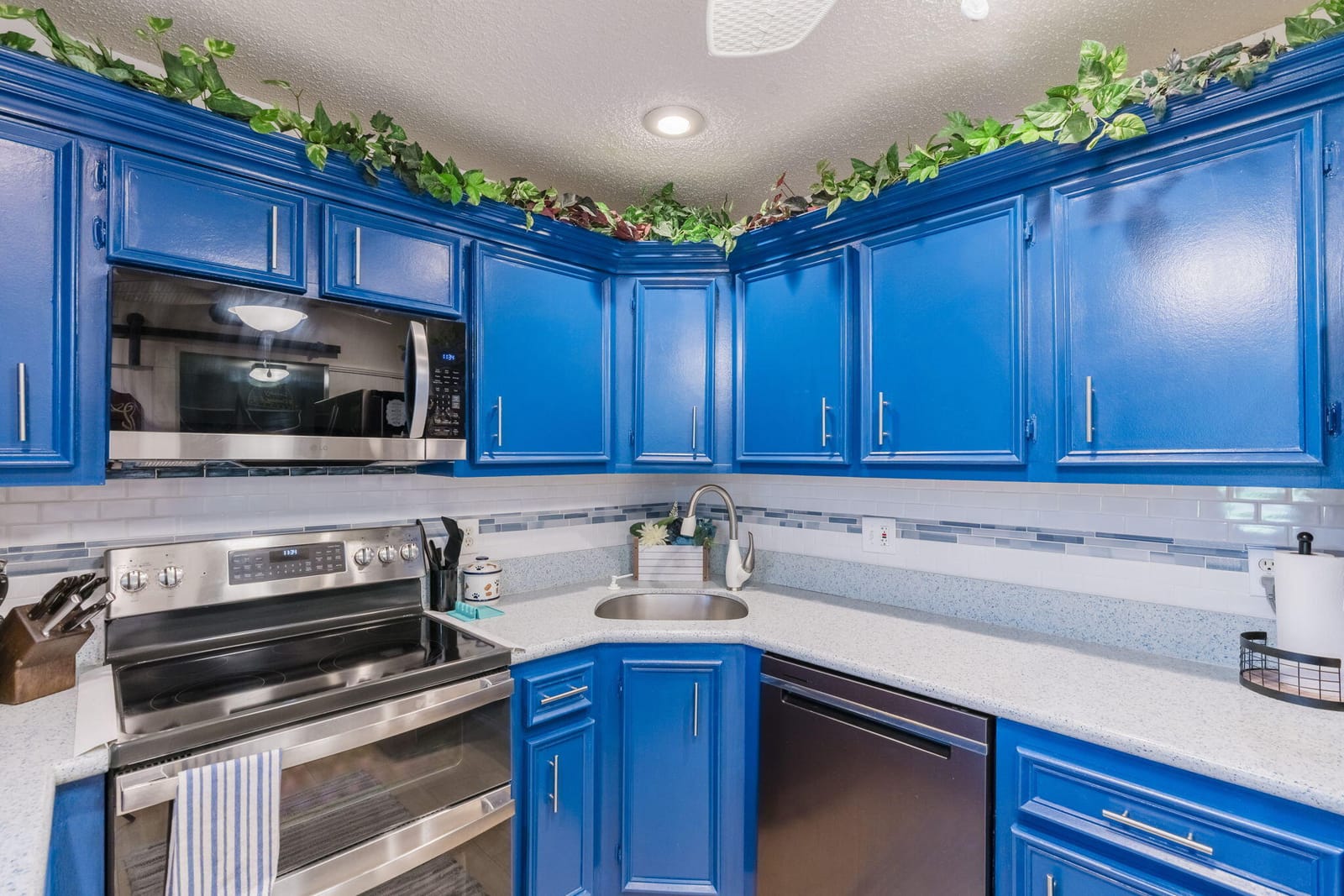 106 LAKE PINE Circle D-2, Greenacres, FL 33463 photo 9
