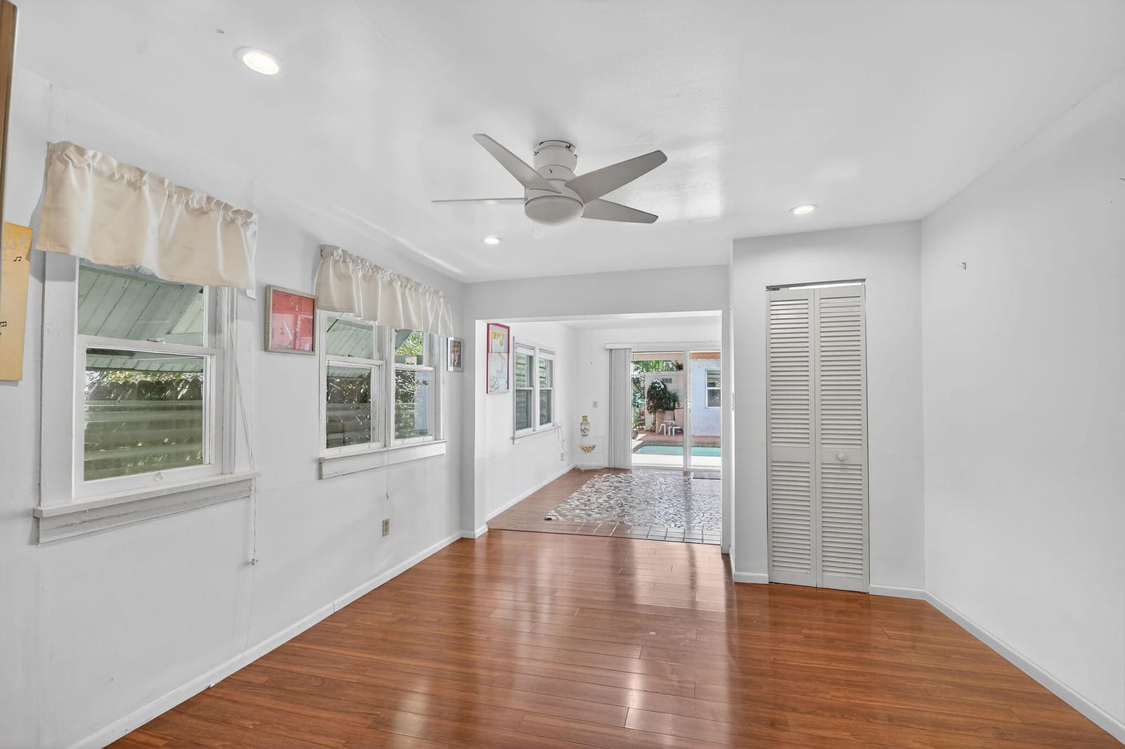 328 Monroe Drive, West Palm Beach, FL 33405 photo 22